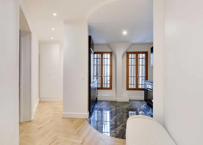 Lägenhet Harmonious 2bdr - 4p - Champs Elysees